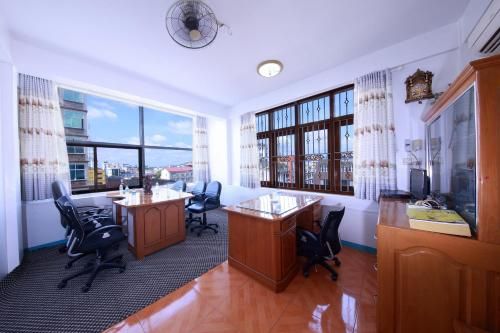Hotel Photo 16