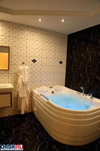 Hotel Photo 9