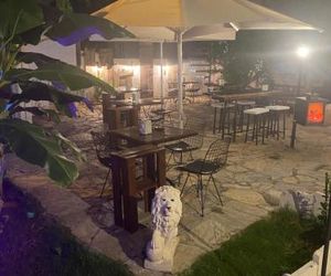 Mavi Butik Apart Cesme Turkey