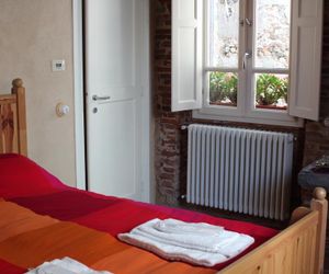 John B .&B. Lucca Italy