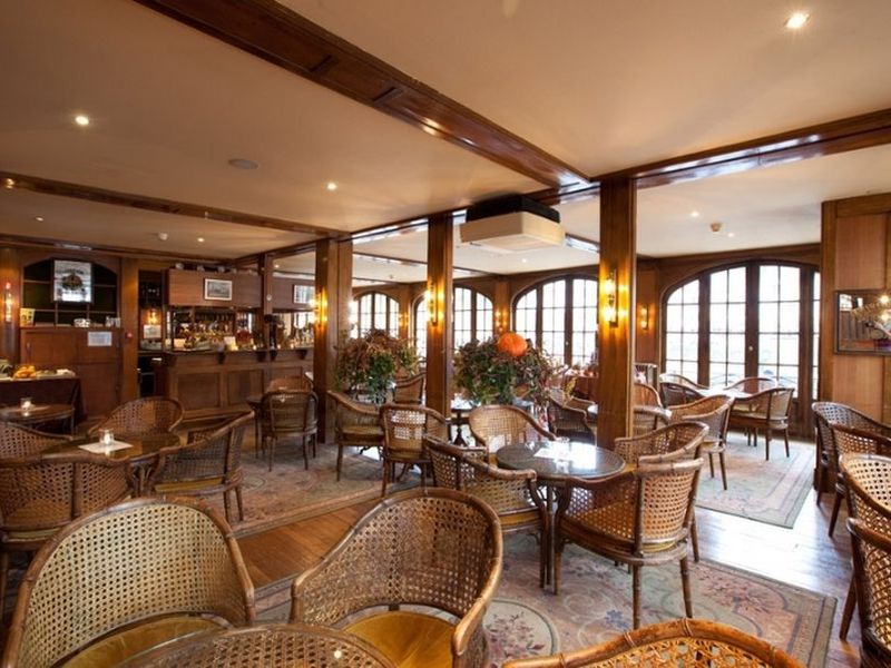 Hotel Photo 6