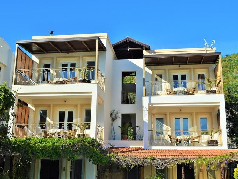 Hotel Photo 1