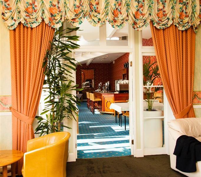 Hotel Photo 9