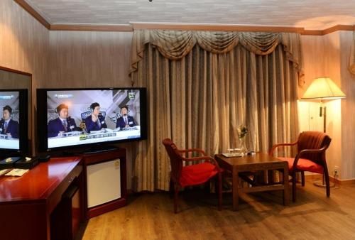 Hotel Photo 13