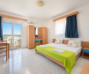 Yiannis Apartments Rhodes Town Greece