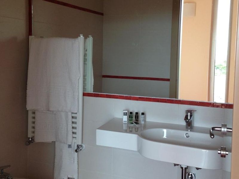 Hotel Photo 8