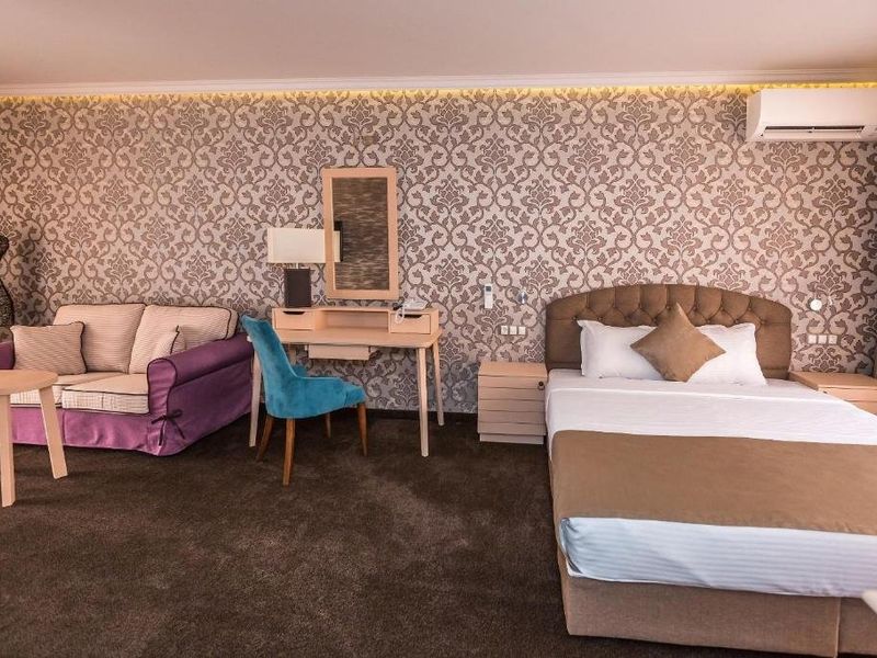 Hotel Photo 11