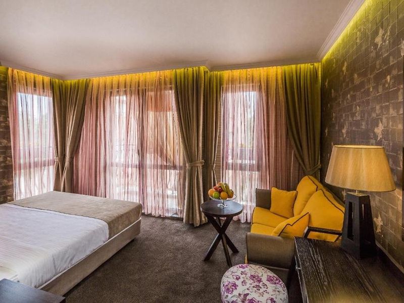Hotel Photo 4