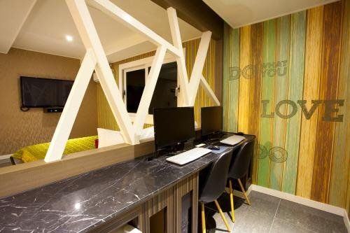 Hotel Photo 9
