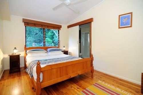 Cow Bay Homestay B&B