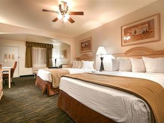 Фото отеля SureStay Hotel by Best Western Falfurrias