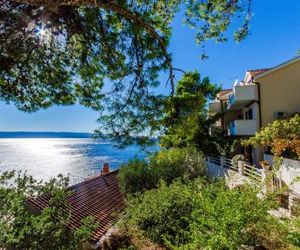 Apartments by the sea Pisak (Omis) - 2802 Pisak Croatia