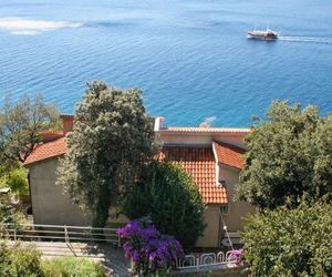 Apartments by the sea Stanici (Omis) - 1028 Tice Croatia