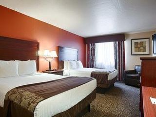 Фото отеля Grand Prairie Hotel