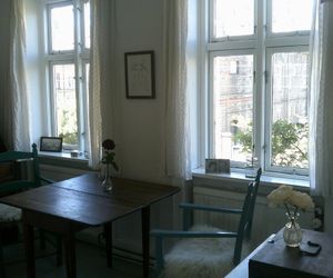 The Little Guesthouse First Metrostop from Central Station and Tivoli Copenhagen Denmark