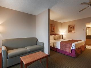 Фото отеля SureStay Hotel by Best Western Tehachapi