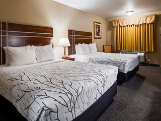 Фото отеля SureStay Plus Hotel by Best Western El Cajon