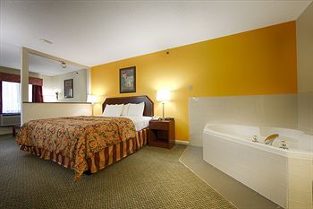Photo of Red Roof Inn & Suites Rome