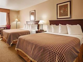 Фото отеля Quality Inn Price Gateway to Moab National Parks