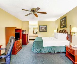 Days Inn & Suites by Wyndham Peachtree City Peachtree City United States