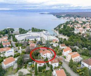 Apartments with a parking space Malinska (Krk) - 5456 Malinska Croatia