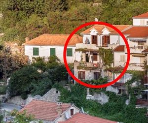 Apartments by the sea Stomorska (Solta) - 8650 Stomorska Croatia