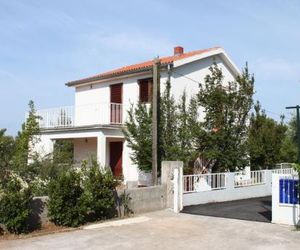 Apartments with a parking space Starigrad (Paklenica) - 6613 Starigrad Croatia