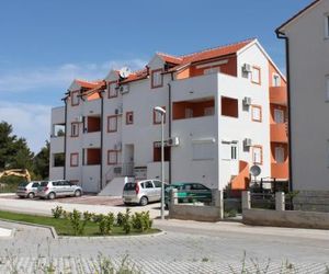 Apartments with a parking space Vodice - 6183 Vodice Croatia