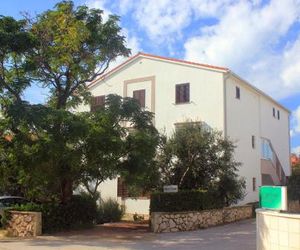 Apartments with a parking space Novalja (Pag) - 9327 Novaglia Croatia