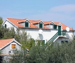 Apartments by the sea Mirca (Brac) - 5655 Mirca Croatia