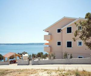 Seaside apartments with a swimming pool Posedarje (Novigrad) - 6162 Posedarje Croatia