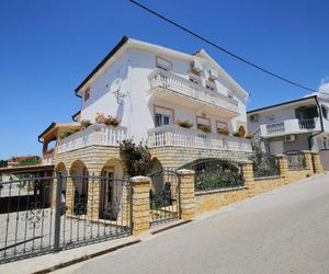 Apartments with a parking space Maslenica (Novigrad) - 6572 Maslenica Croatia
