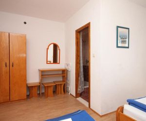 Apartments and rooms with parking space Gradac (Makarska) - 6819 Gradac Croatia