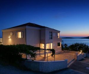 Apartments by the sea Razanj (Rogoznica) - 7484 Razanj Croatia