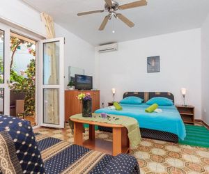 Rooms by the sea Mavarstica (Ciovo) - 10335 Trogir Croatia