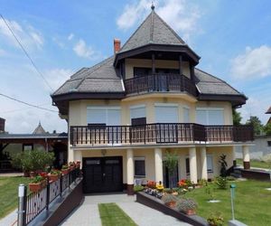 Three-Bedroom Apartment in Gyenesdias I Gyenesdias Hungary