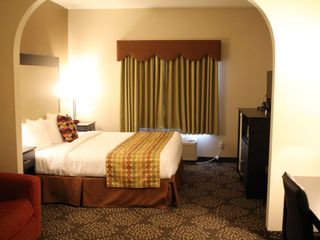 Фото отеля Best Western Plus Des Moines West Inn & Suites