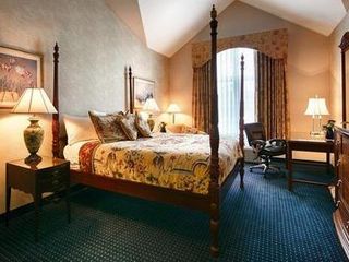 Фото отеля Best Western Plus Lawnfield Inn and Suites