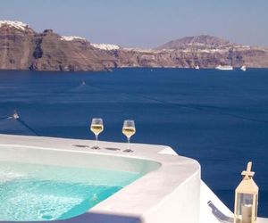 Hector Cave House Oia Greece