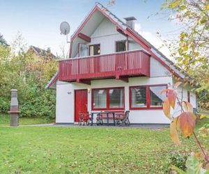 Three-Bedroom Holiday home with Lake View in Kirchheim/Hessen Kemmerode Germany