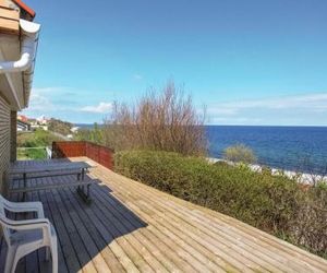 Two-Bedroom Holiday home with Sea View in Sjællands Odde Yderby Denmark