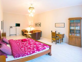 3-bedroom apartment in the Hermitag