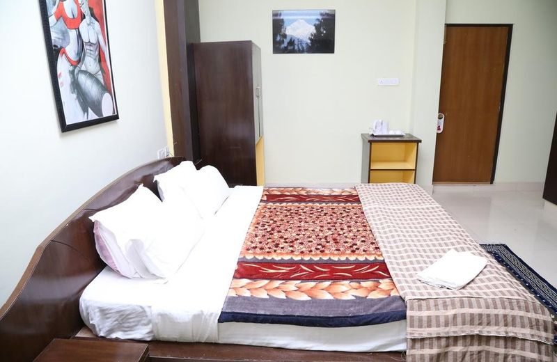 Golden Star Continental & Spa