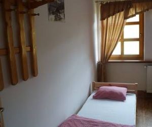 Schronisko PTTK Hala Szrenicka Szklarska Poreba Poland