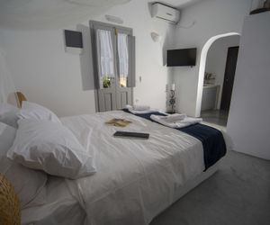 Naftilos Houses Oia Greece