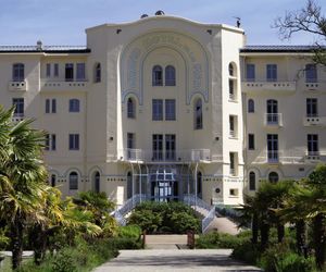 Belambra Hotels & Resorts Le Grand Hôtel de la Mer Crozon France
