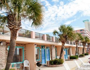 The Driftwood Lodge Gulf Resort Beach United States