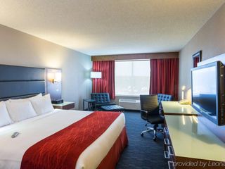 Hotel pic Radisson Hotel & Suites Fort McMurray