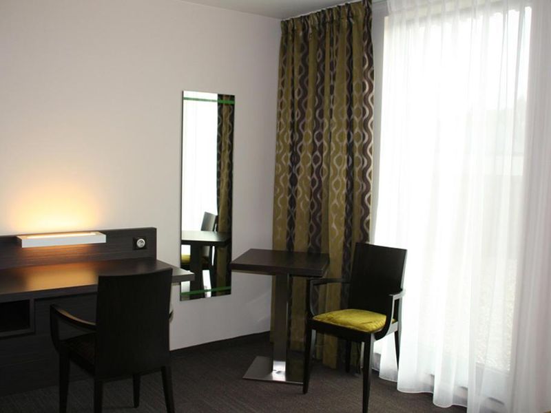 Hotel Photo 9