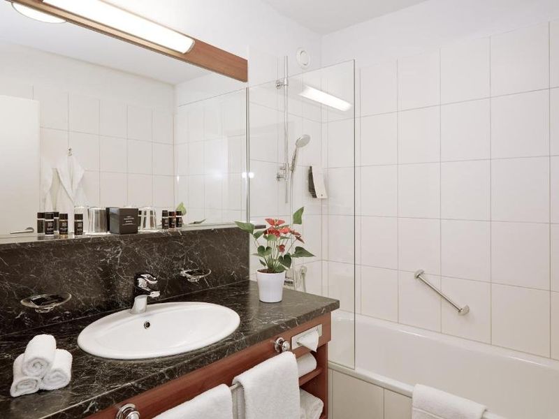 Hotel Photo 8